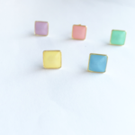 【受注製作】春夏カラー・シンプルスクエア ピアス／イヤリング