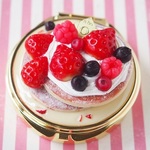 19560325様オーダー♡イチゴたっぷりパンケーキのピルケース