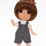 オビツ11用・グレーのピンタックサロペット(オプションカットソーあり)