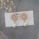 ビーズ刺繍としずくコットンパールのピアスorイヤリング