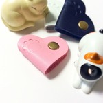 【送料無料】コードホルダー 猫の肉球刻印入