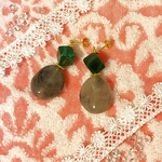 耳に優しい魔法のイヤリングorピアス【グリーングレー】痛くない！落ちにくい！と好評♡