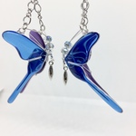 3D model , clear blue & metal purple