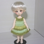 オビツ11サイズの編み服・緑色系