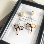 パール×茶べっ甲リボンのゆらゆらピアス♡