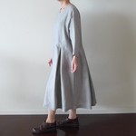 ウエスト切り替えタックスカートワンピース グレージュ