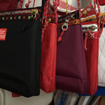 赤い（他）サコッシュ LUMINA o riri zipper