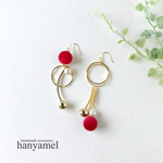 asymmetry cherry ball ピアス(イヤリング・樹脂ピアス)