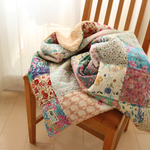 【 WINTER SALE 】* ラプセニ *　87cm×87cm　リバティパッチワークとシープボアのブランケット　ベビーおくるみ　ひざ掛け   インテリア　kukka258