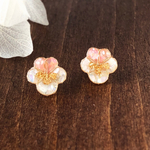 14kgf＊２月誕生花＊ビオラ＊ピンク＊シェル＊花＊イヤリング＊ピアス