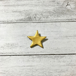 星のブローチ