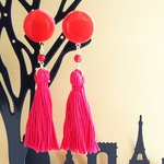 esprit～深紅のタッセル・ピアス/イヤリング（赤・レジン）