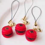 tikinttika様オーダー★シックなREDマカロンのキーホルダー