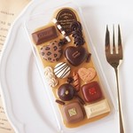 秋♥ヒョウ柄ハートチョコのキャラメルiPhoneケース