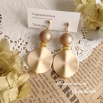 classicalベージュpearlイヤリング(ピアス)