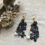 レース×パールのゆらりピアス