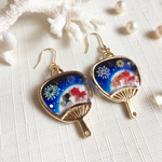 花火見上げるミニチュア金魚ピアス