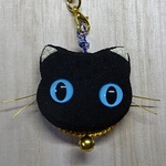 ちりめん根付け　ねこ  (黒猫) 