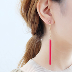 【 Amelie-113RD 】【数量限定】ヴィンテージレッドスティックイヤリング・ピアス