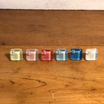 ガラスタイルのピアス