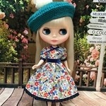ワンピース  花柄 ネイビー系 ( ブライス、リカちゃん)