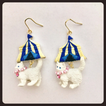 サーカステントピアス