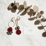 《winered》アシンメトリーピアス、イヤリング