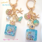 【左】シャラシャラ海ぐらす＊キーホルダー