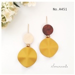 No.A451 マスタード▸︎▹︎秋のウッドピアス / イヤリング