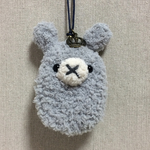 ふわふわグレーうさぎさんキーカバー🐰