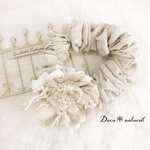 ファーコサージュ付きリネンシュシュ＊