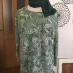 【最終価格】長袖Tシャツ ※写真は1枚ずつクリックすると全体が見えます。