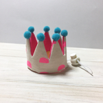 ニャンコの王冠☆蛍光ピンク ハーフムーン柄