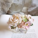 *＊Kazariya*＊naturalwhite。。*＊バニラ色のローズの小さなバレッタ*＊