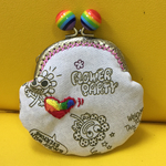 フラワーハッピー・手刺繍がま(*^^*)❣️