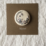 刺繍ブローチ