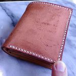 ハーマンオークとサドルレザーのワイルド二つ折りミニ財布