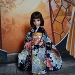 ③-㉕　復刻版初代リカちゃんのサイズ　着物＆帯のセット　（振袖）