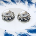 クラシカルカボションピアス/イヤリング