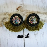 再販♥️6 大人COOLビーズ刺繍＊フリンジピアス#カーキ