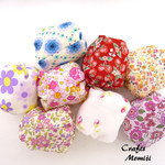 お花がいっぱい　お手玉 　ａ　(知育玩具）