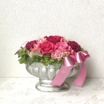ピンク系エレガントアレンジ♪プレゼント薔薇桃色プリザーブドフラワー母の日花ブリザードフラワー結婚式誕生日プリザ 薔薇プレゼント誕生日バラギフト花器サプライズ結婚祝い退職祝い卒業祝いリボン