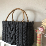 2way・あったかニットのかごバッグ♪手編みニットアラン模様☆受注製作です。m21619様のオーダー作品です。
