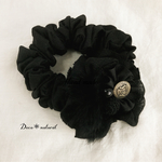 ブラックコサージュ付きシュシュ＊