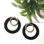300円☆☆大ぶりフロッキーリング(ブラック)のピアス/イヤリング