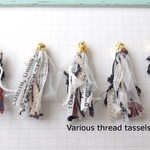 New！10個★ふわふわカラフルタッセル　Ｘ