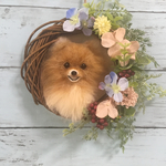 羊毛フェルト ポメラニアンのフラワーリース 