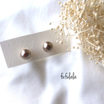 一粒パールピアス（ブラウンベージュ）