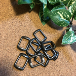 材料 角カン 黒ニッケル 内径18ミリ   船形20個 金具