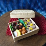 ミニチュアフード 竹かご栗赤飯弁当